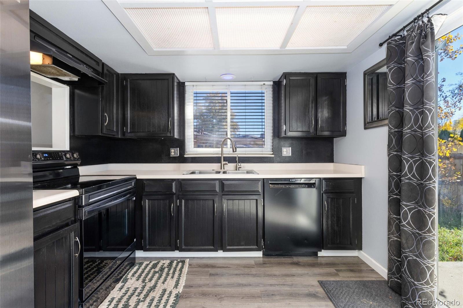 MLS Image #6 for 5657 s oak street,littleton, Colorado