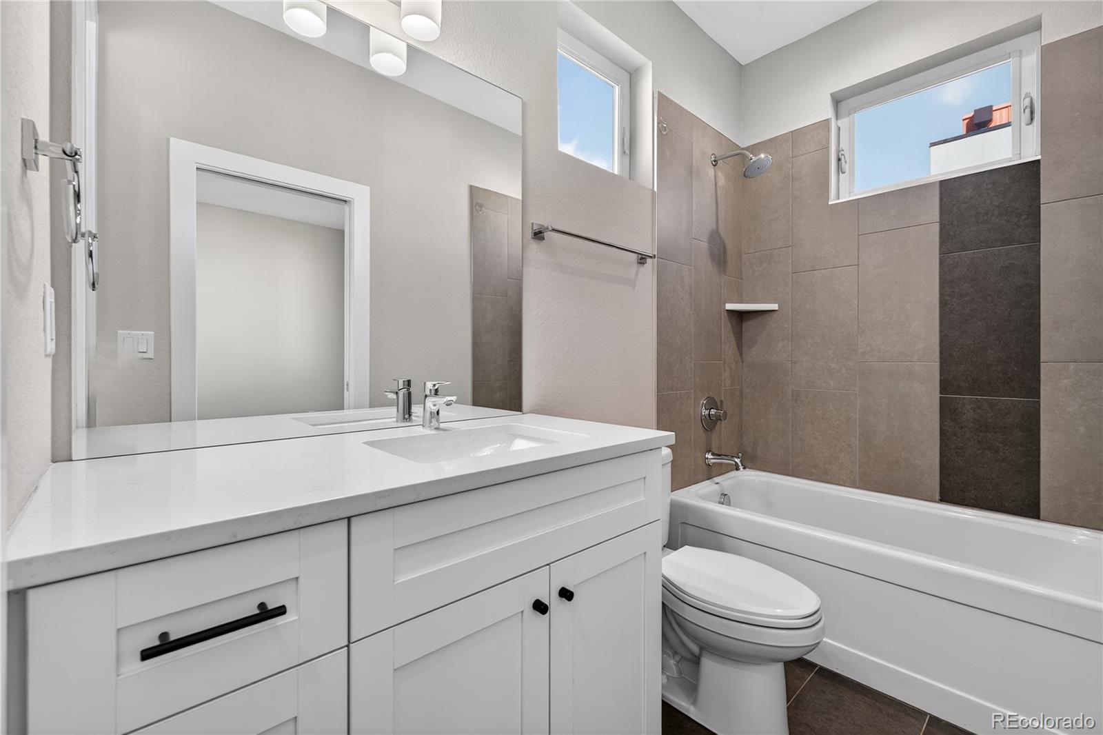 MLS Image #30 for 925  inca street,denver, Colorado