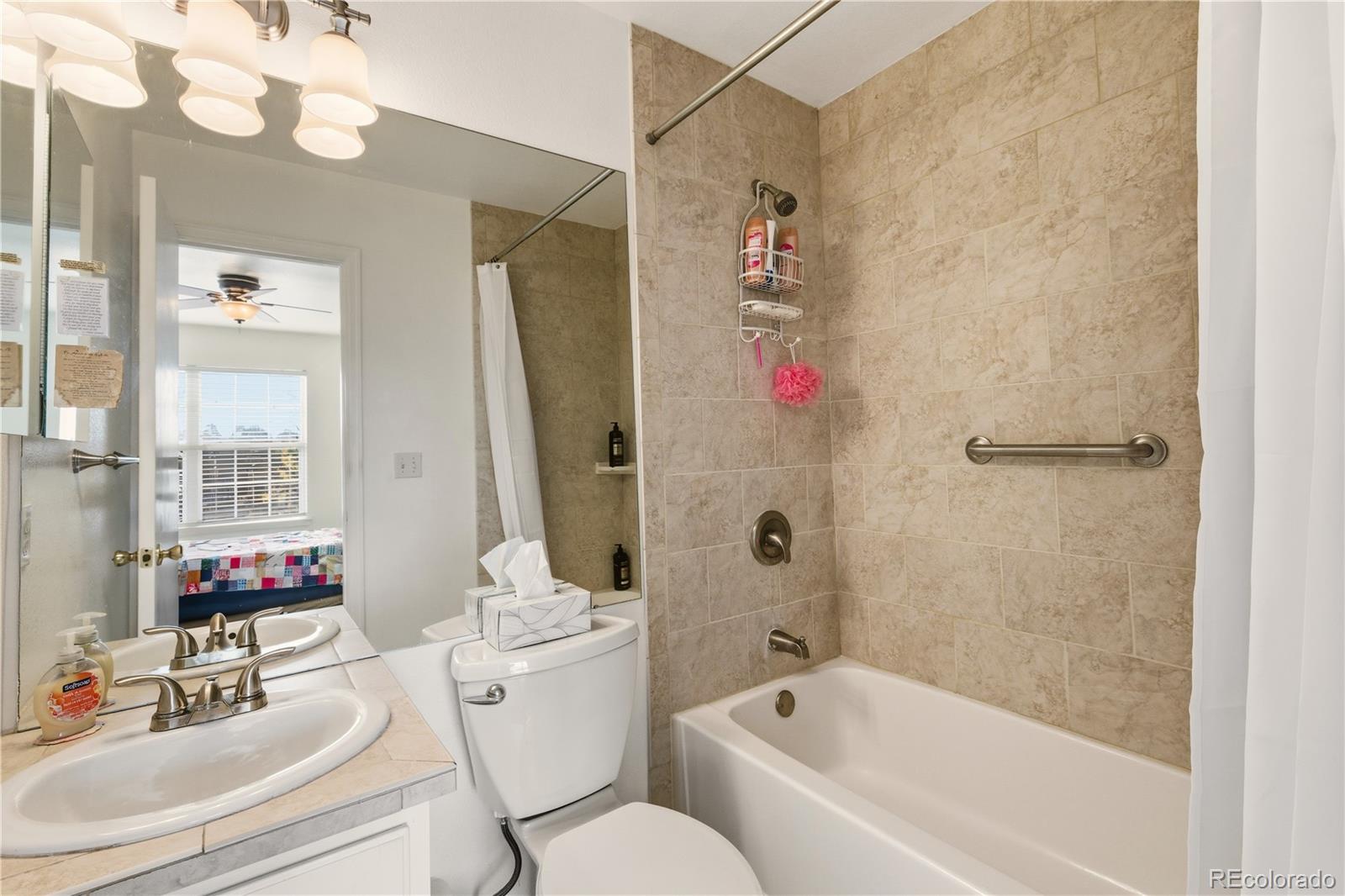 MLS Image #17 for 11931 e tennessee avenue,aurora, Colorado