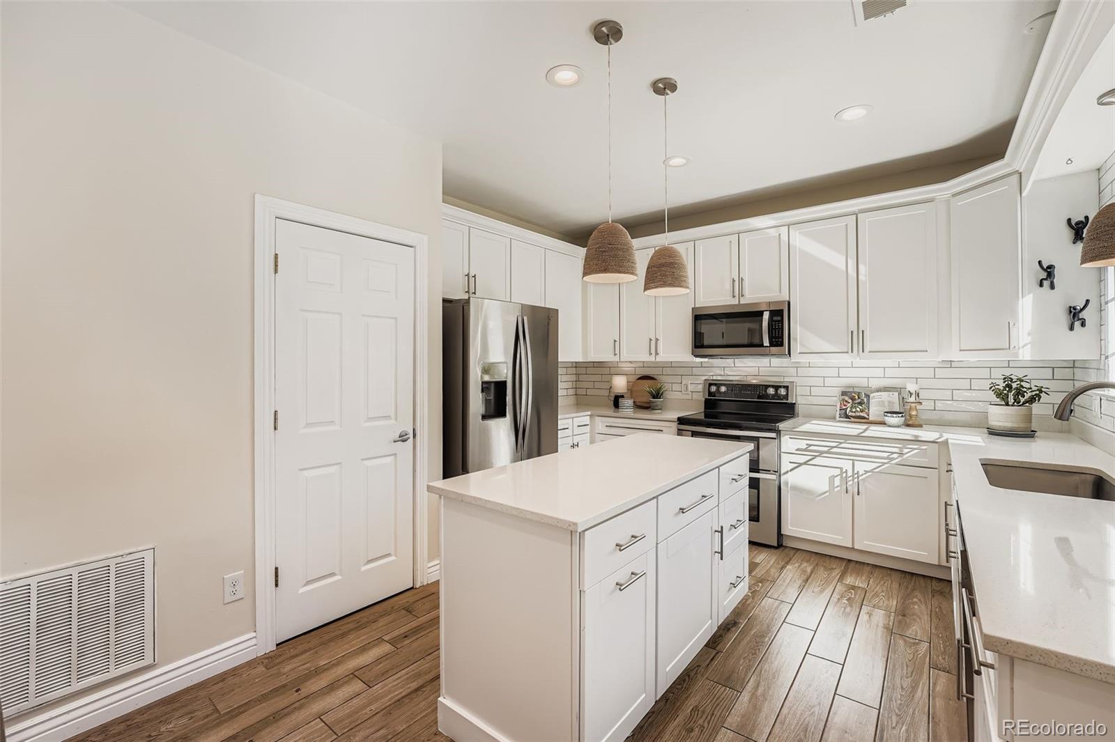 MLS Image #8 for 3895 s jericho court,aurora, Colorado