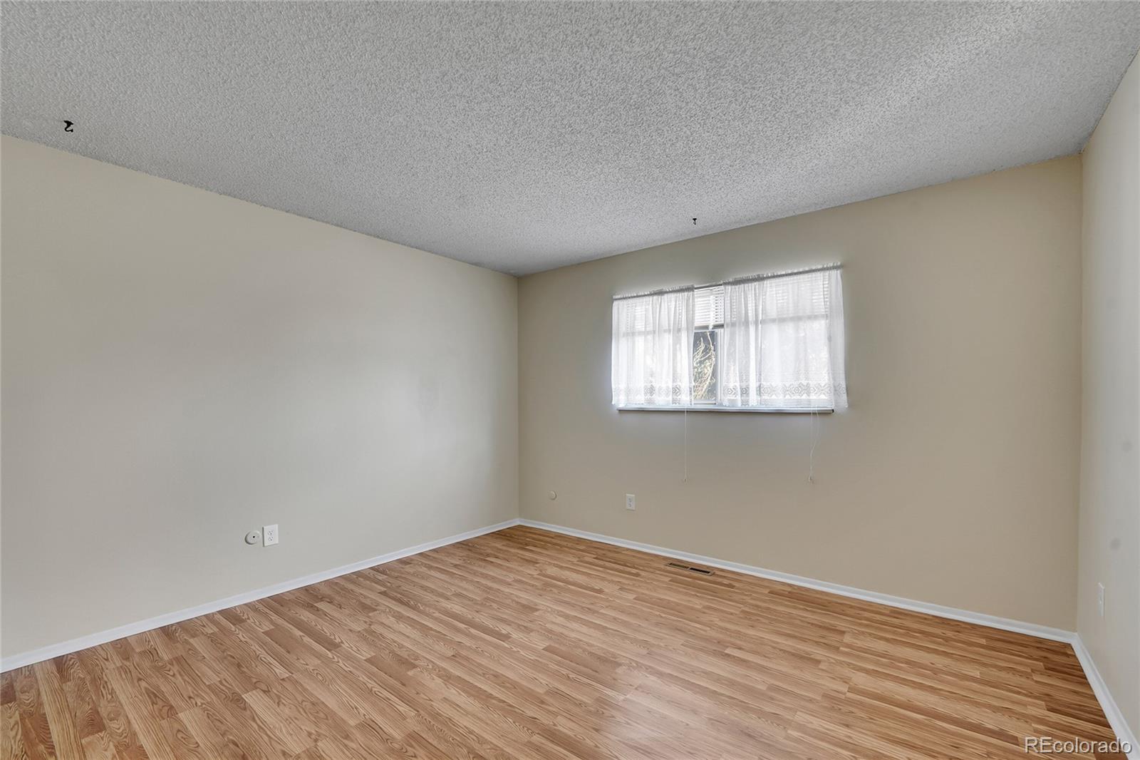 MLS Image #20 for 7165 s syracuse court,centennial, Colorado