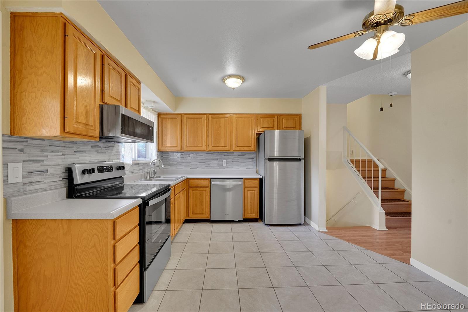 MLS Image #3 for 7165 s syracuse court,centennial, Colorado