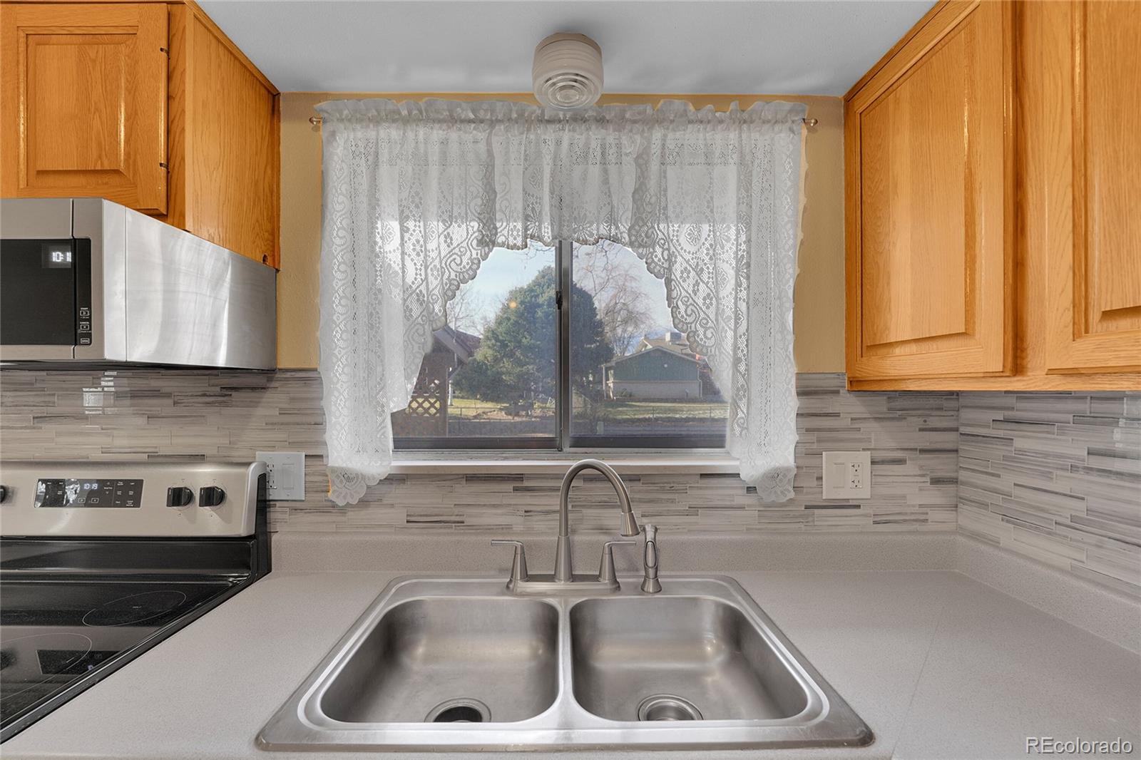 MLS Image #4 for 7165 s syracuse court,centennial, Colorado