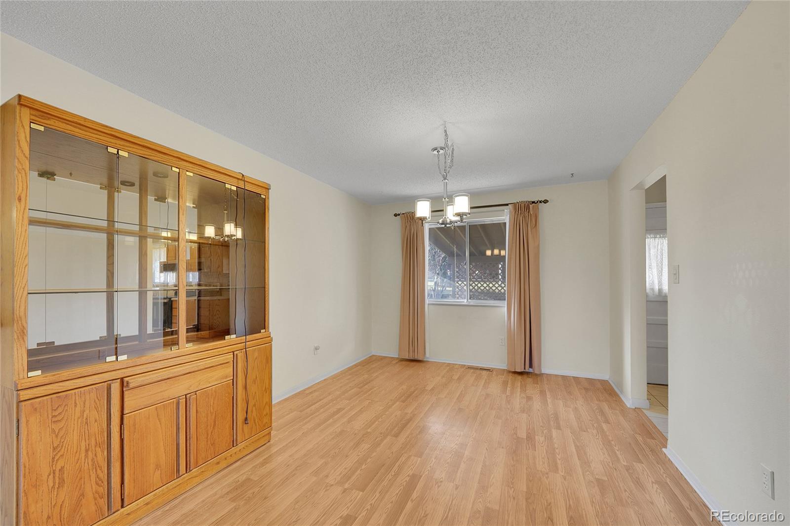 MLS Image #8 for 7165 s syracuse court,centennial, Colorado