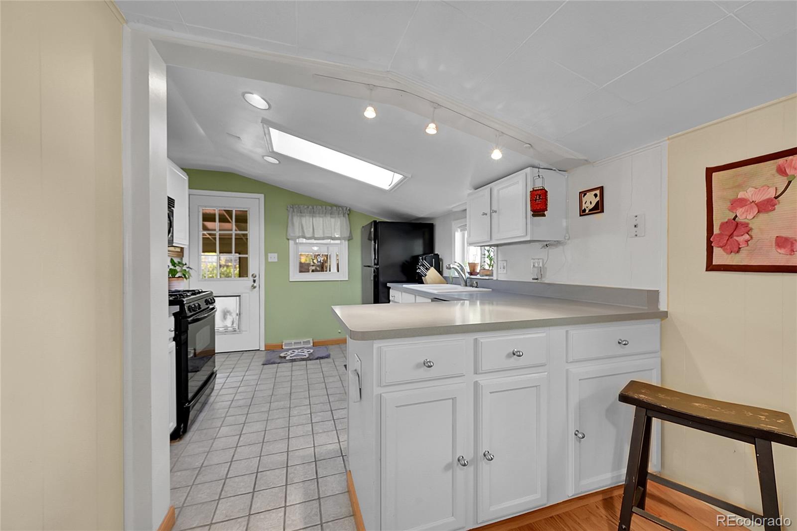 MLS Image #13 for 3087 s clarkson street,englewood, Colorado