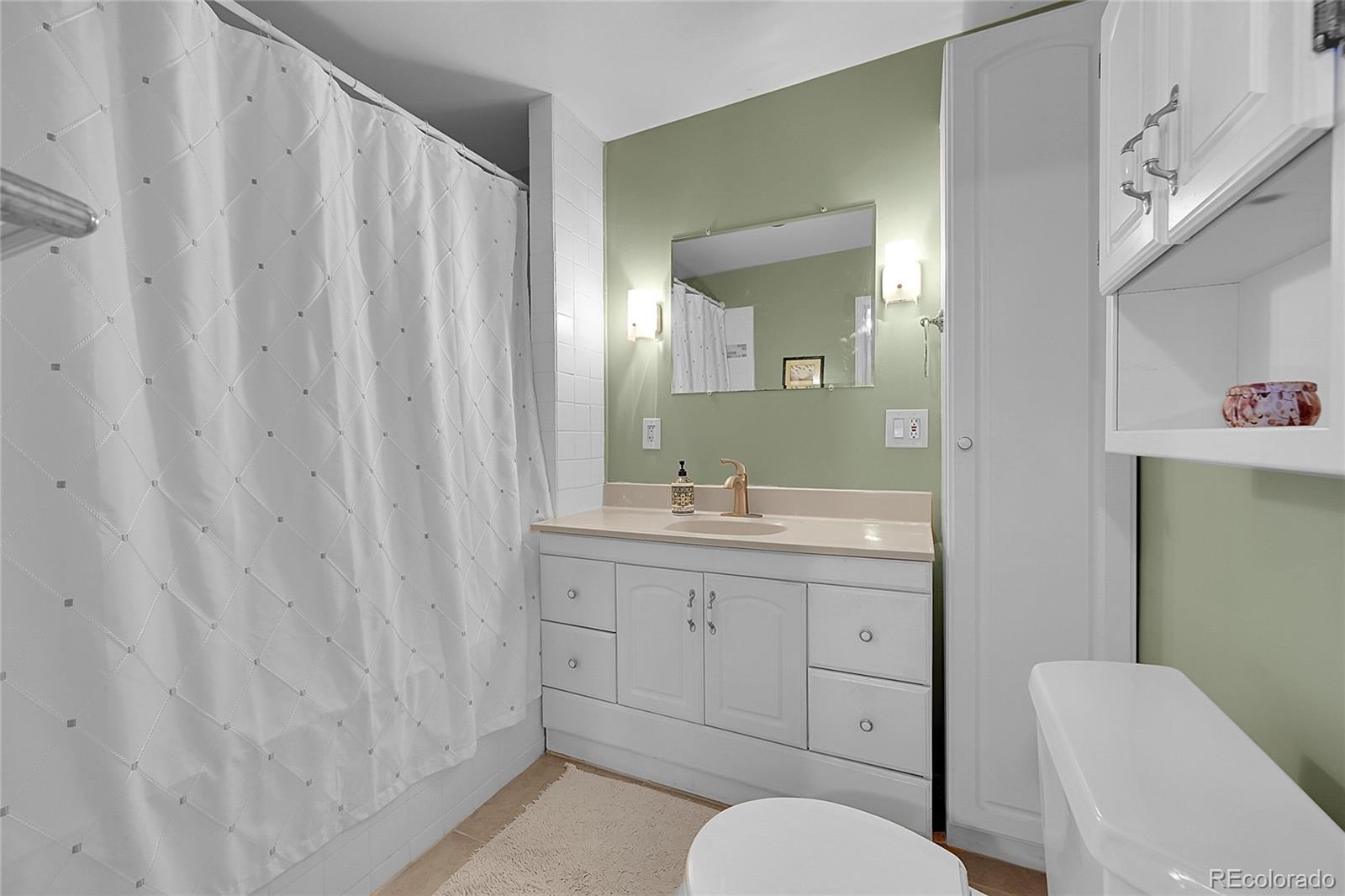 MLS Image #19 for 3087 s clarkson street,englewood, Colorado