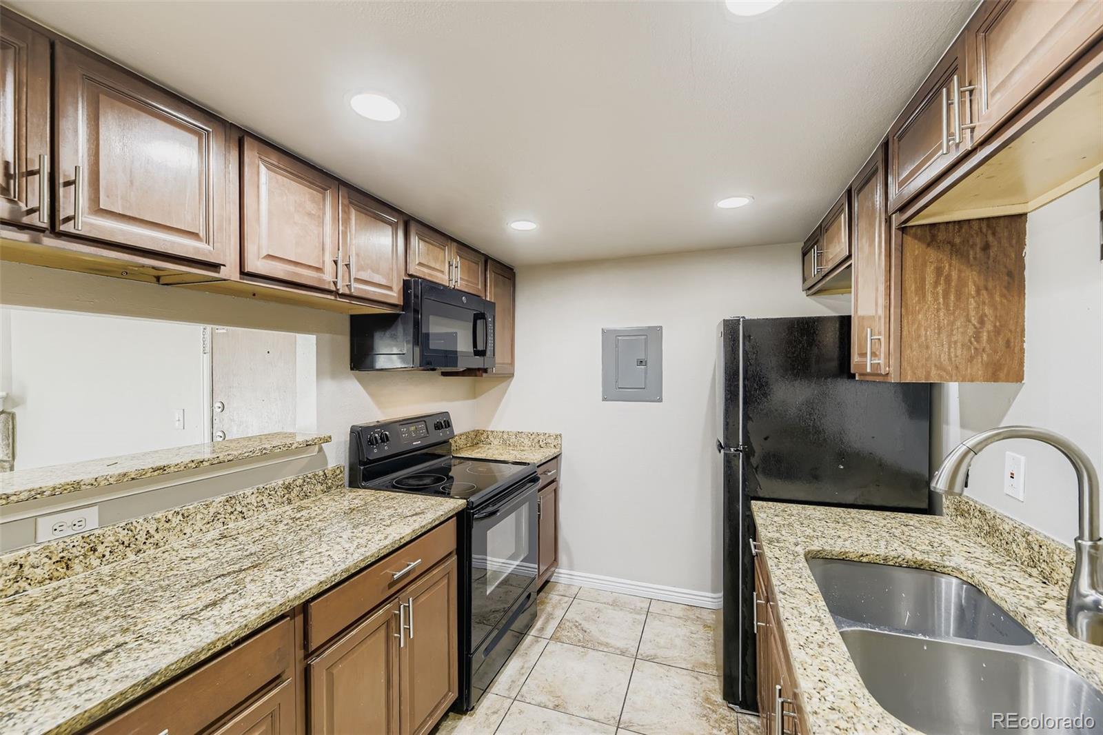 MLS Image #6 for 18105 e ohio avenue 204,aurora, Colorado