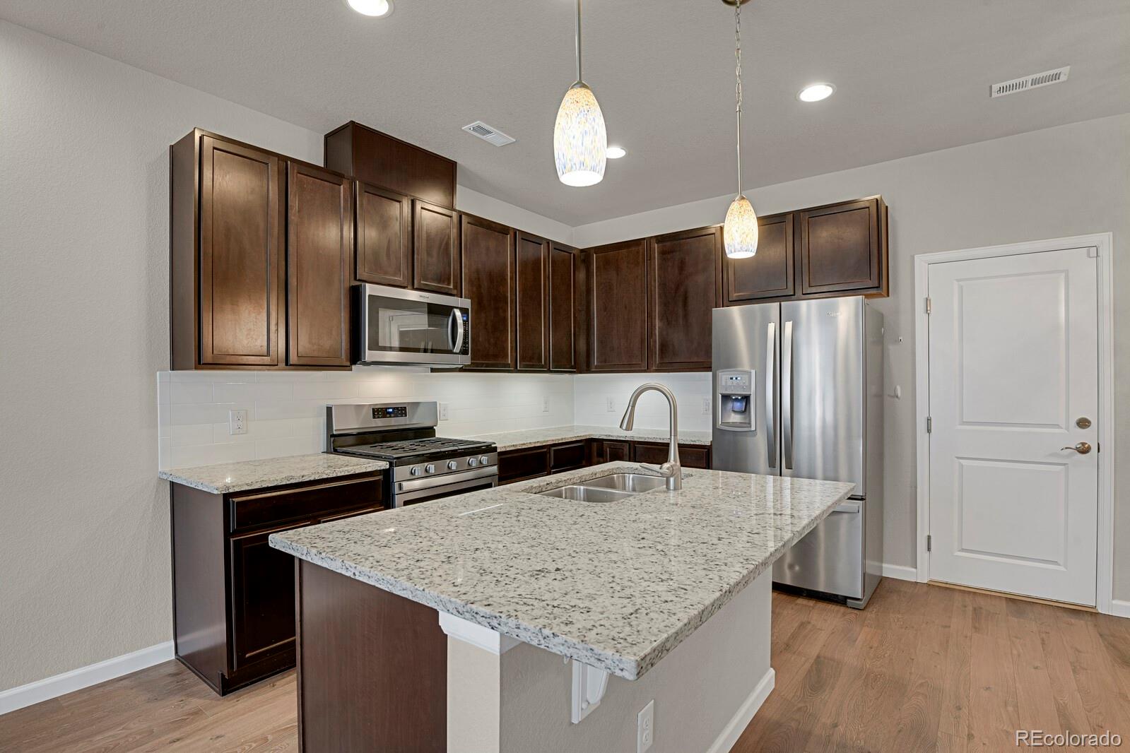 MLS Image #4 for 19733 w 93rd lane d,arvada, Colorado