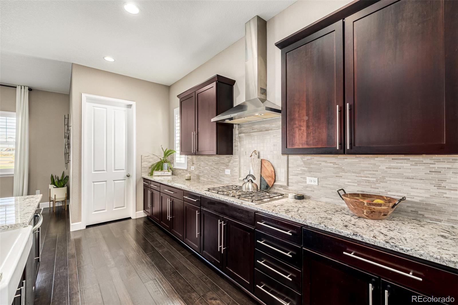 MLS Image #12 for 27675 e moraine drive,aurora, Colorado