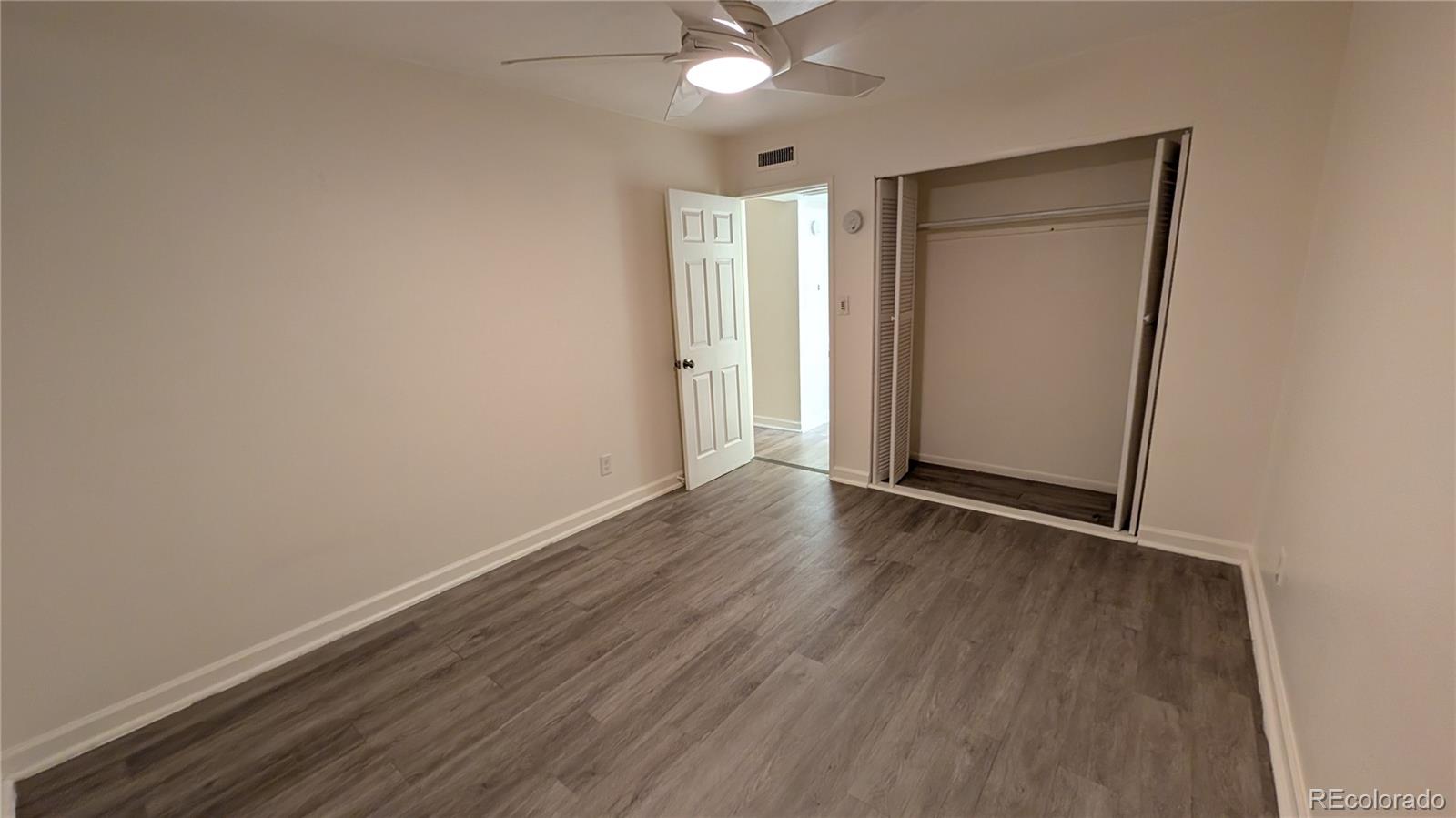 MLS Image #5 for 3633 s sheridan boulevard 7,denver, Colorado