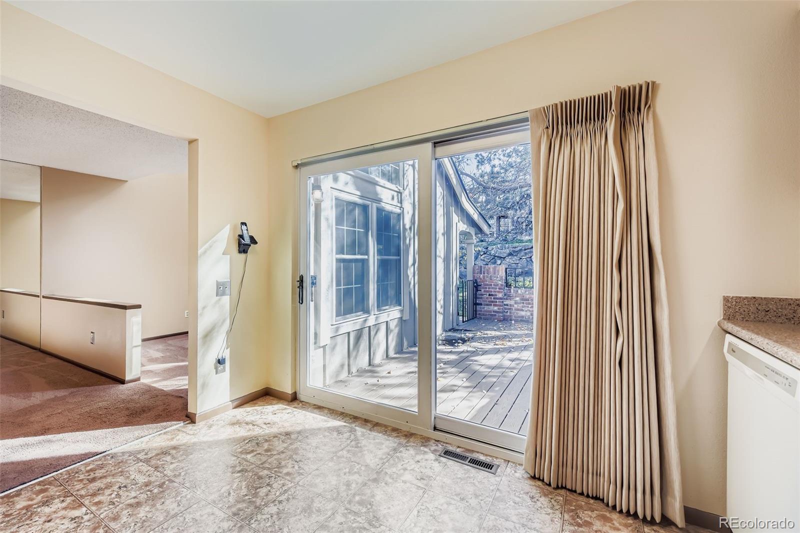 MLS Image #8 for 2743 w long drive,littleton, Colorado