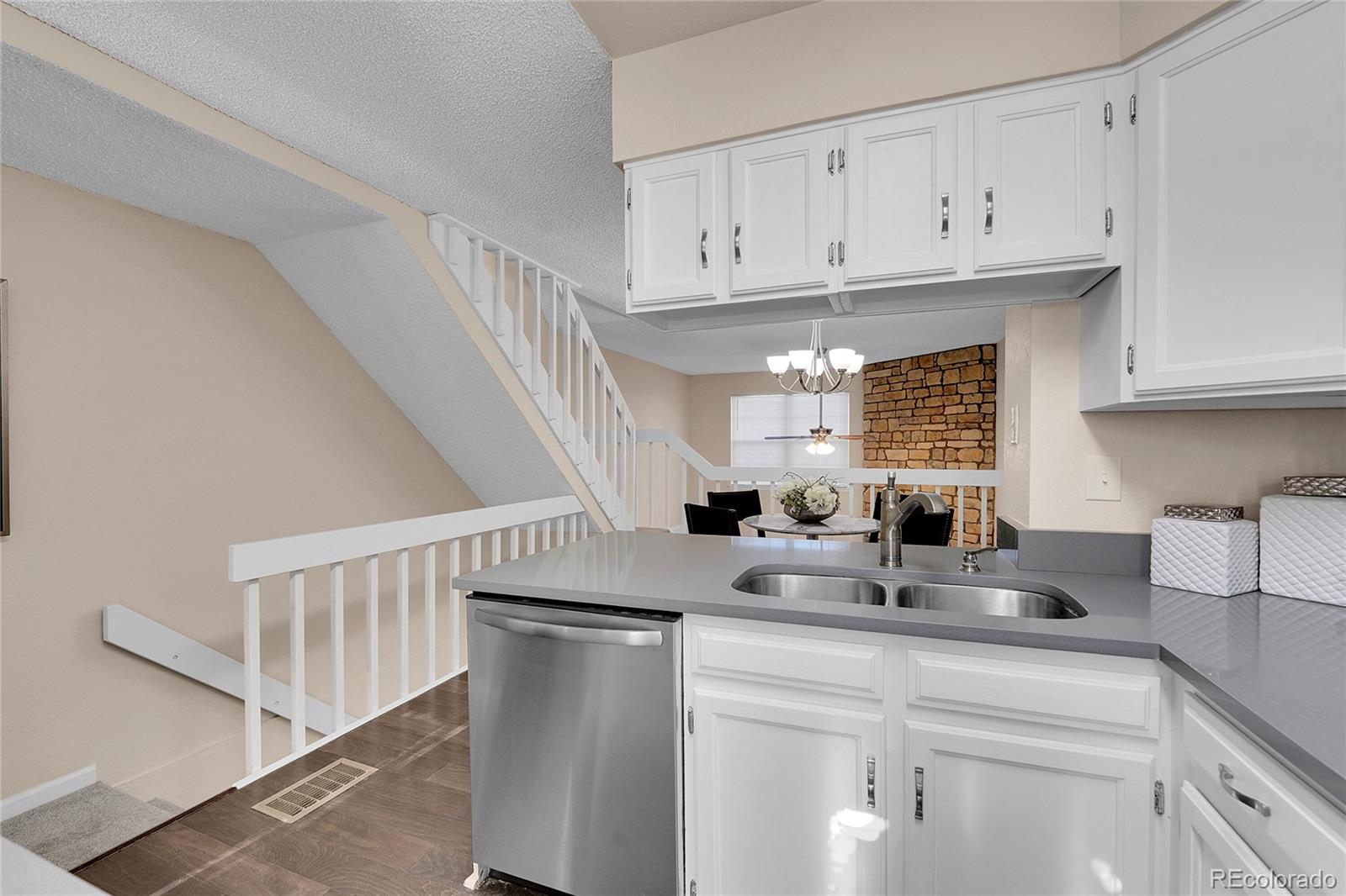 MLS Image #10 for 2545 e nichols circle ,centennial, Colorado