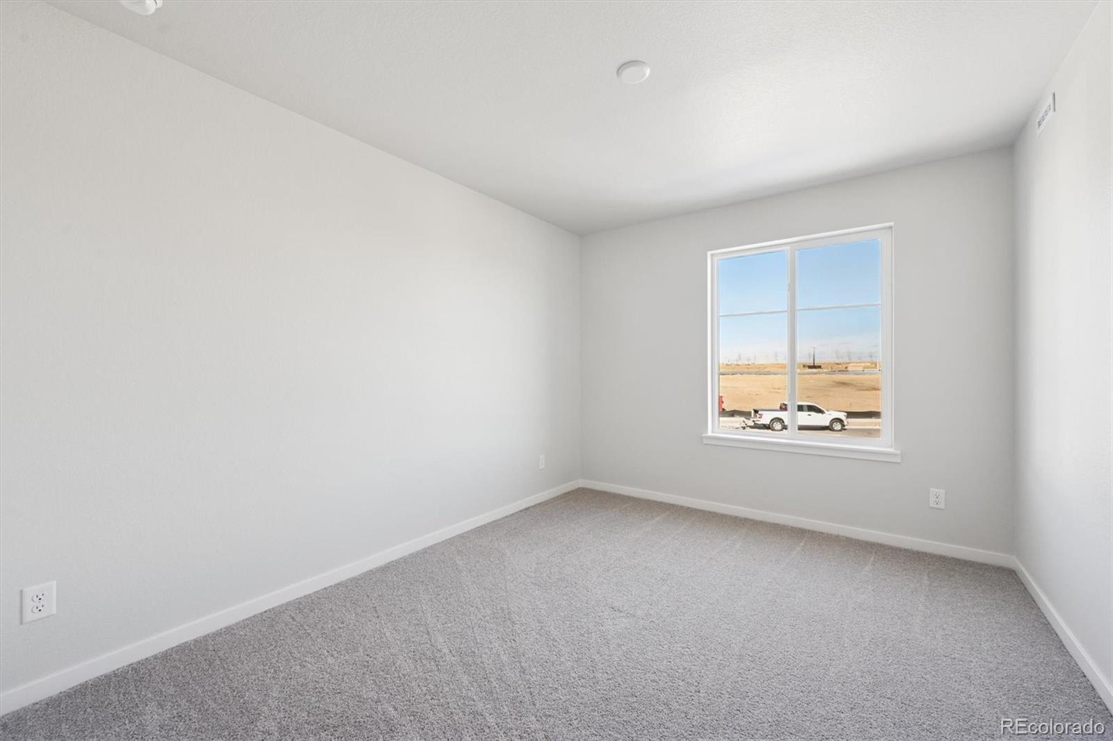 MLS Image #13 for 22696 e 47th place,aurora, Colorado