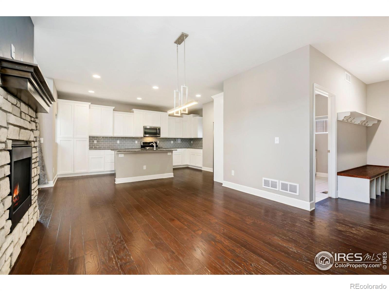 MLS Image #10 for 2907  photon court,loveland, Colorado