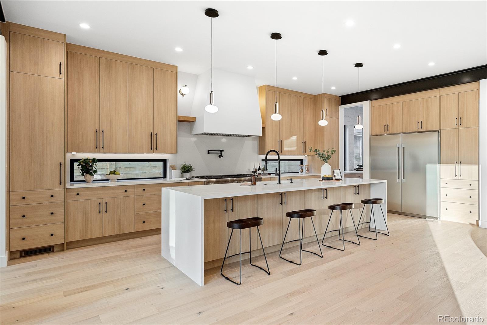 MLS Image #10 for 1907 s clarkson street,denver, Colorado