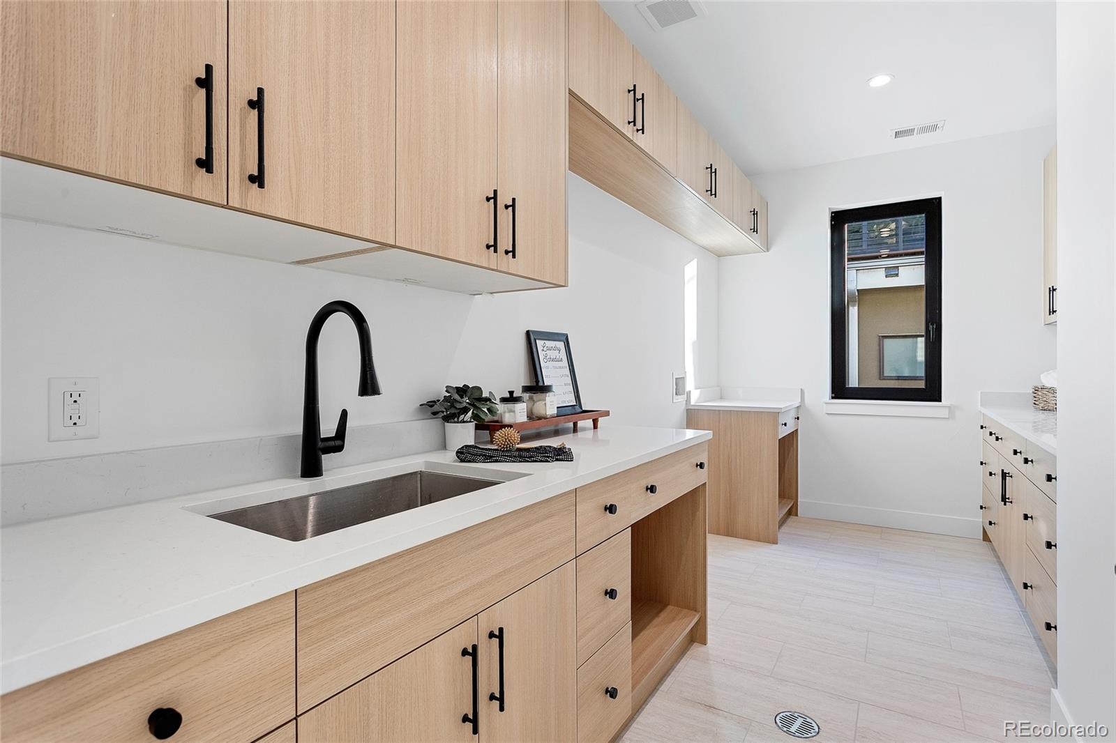 MLS Image #31 for 1907 s clarkson street,denver, Colorado