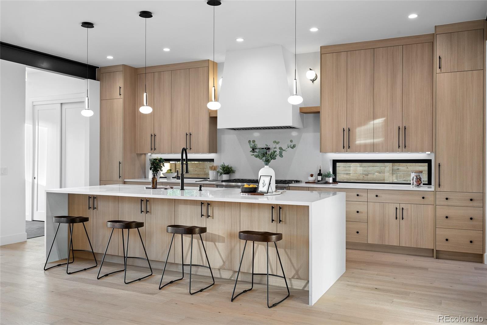 MLS Image #9 for 1907 s clarkson street,denver, Colorado