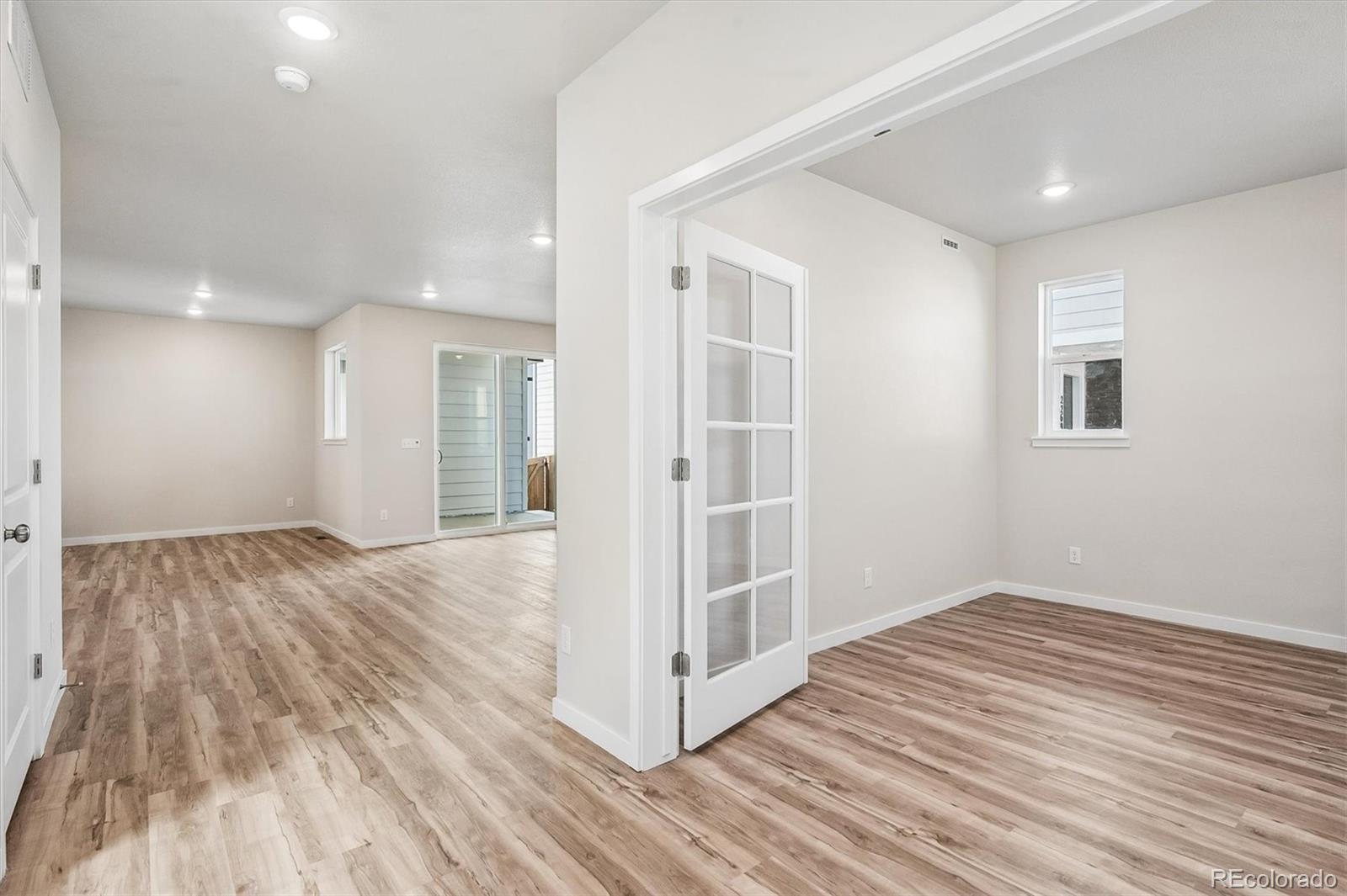 MLS Image #2 for 22706 e 47th place,aurora, Colorado