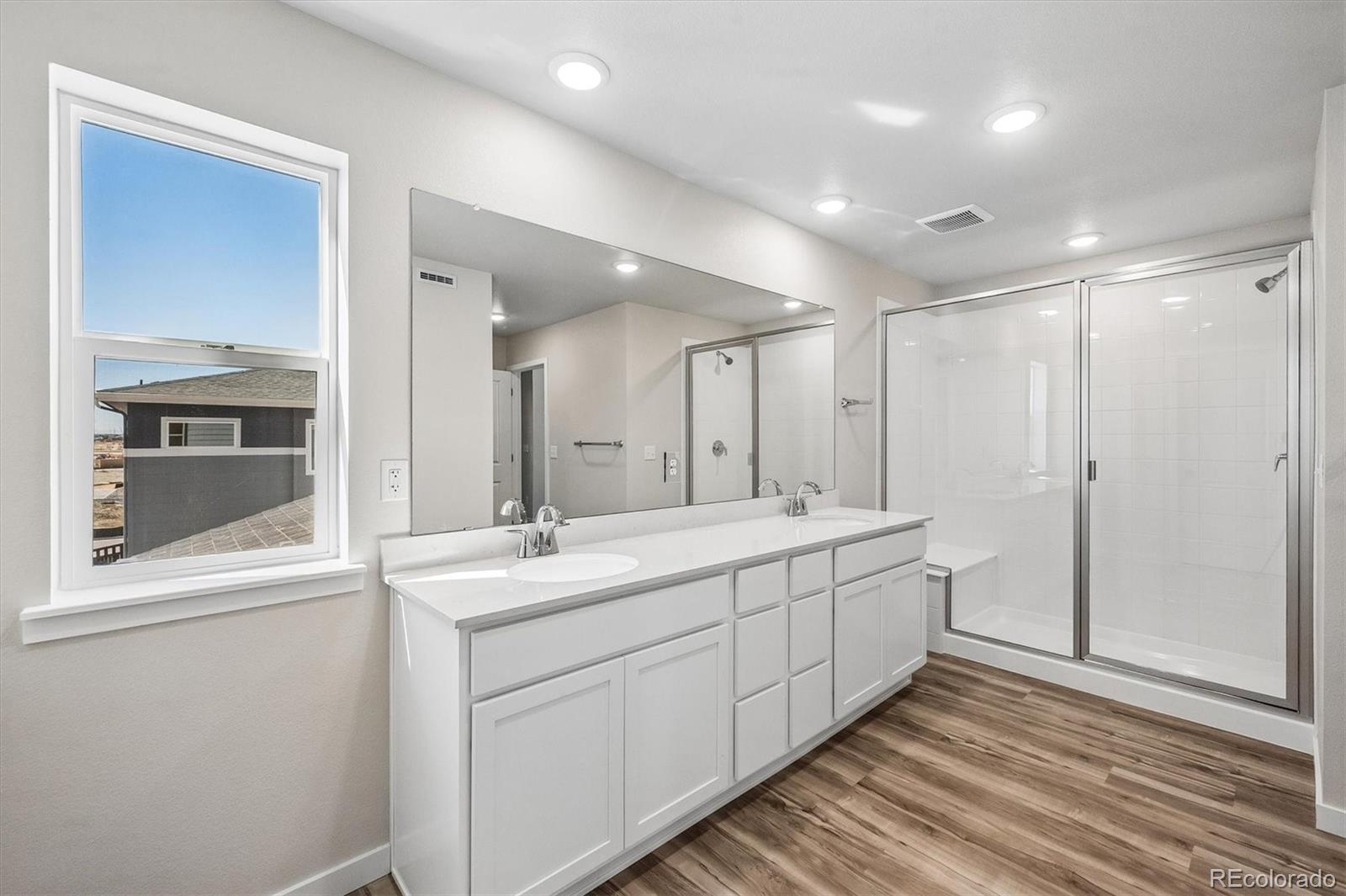MLS Image #23 for 22706 e 47th place,aurora, Colorado