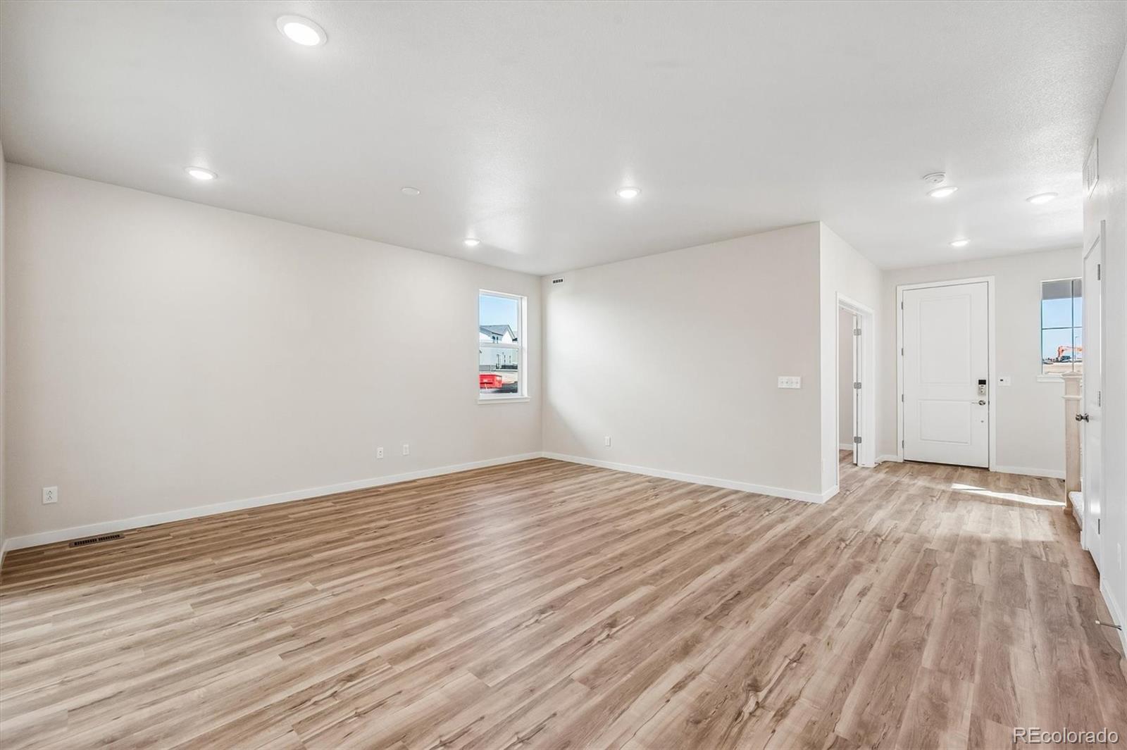 MLS Image #8 for 22706 e 47th place,aurora, Colorado