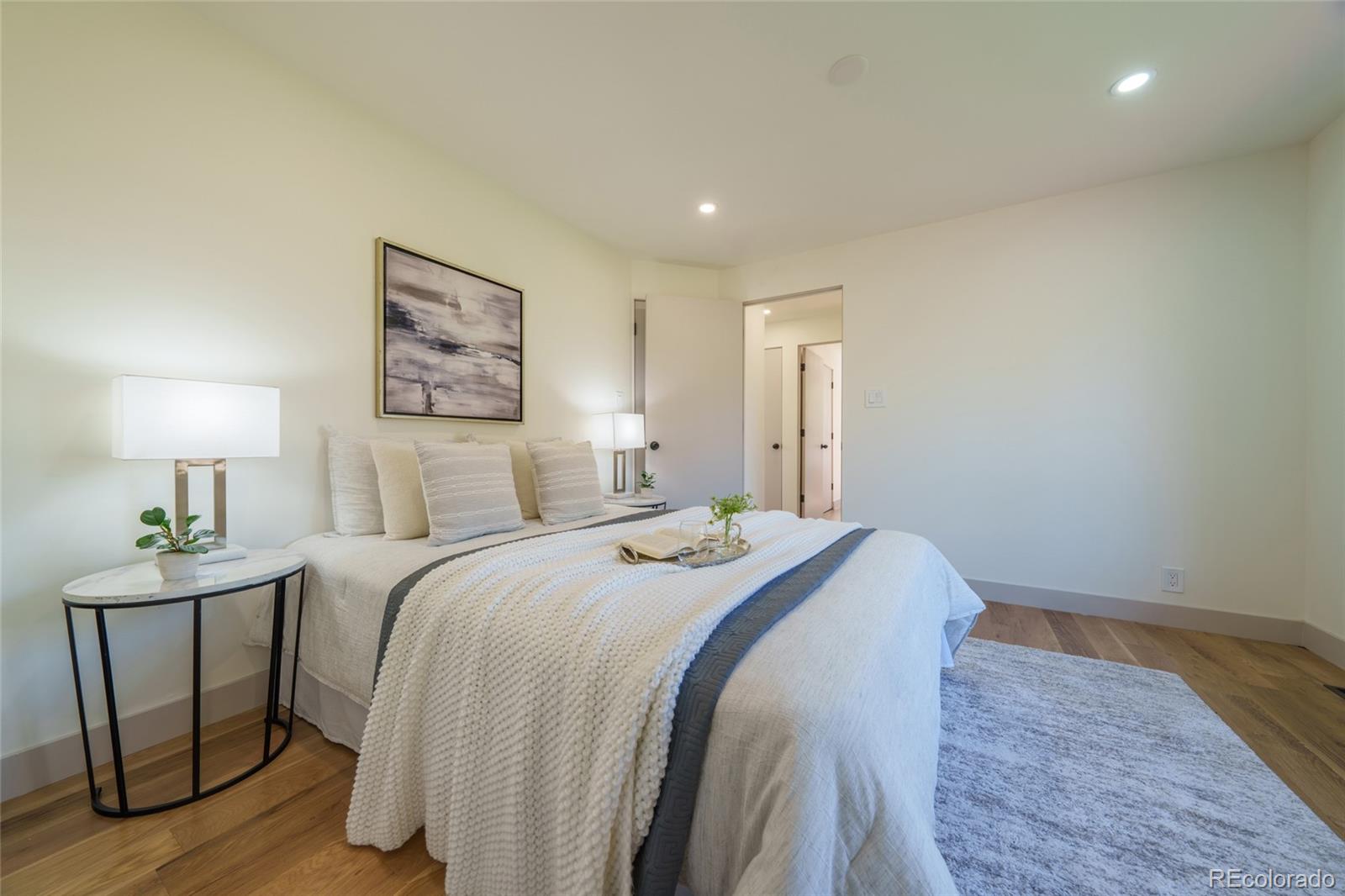 MLS Image #14 for 3055  ivanhoe street,denver, Colorado