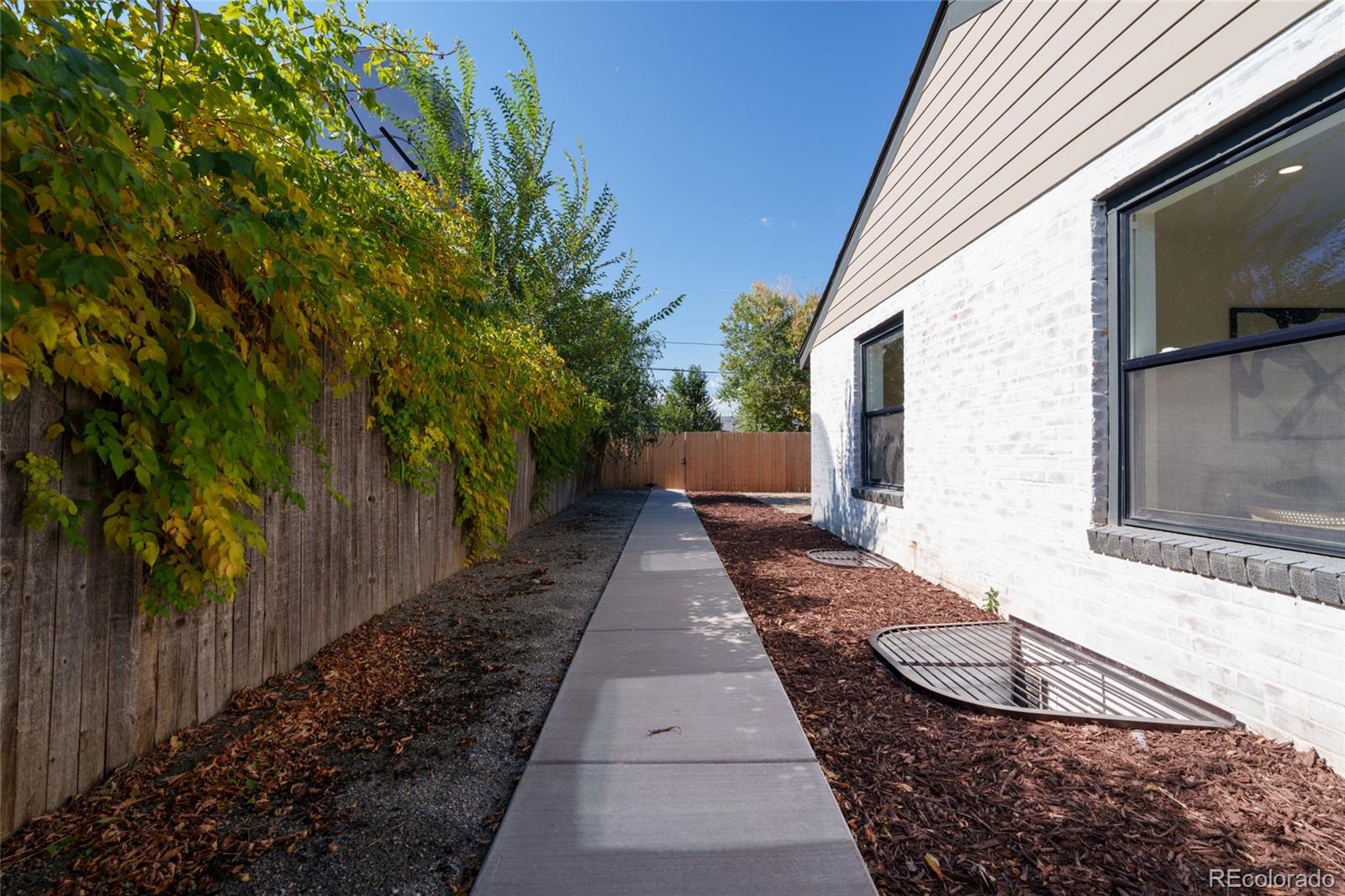 MLS Image #29 for 3055  ivanhoe street,denver, Colorado