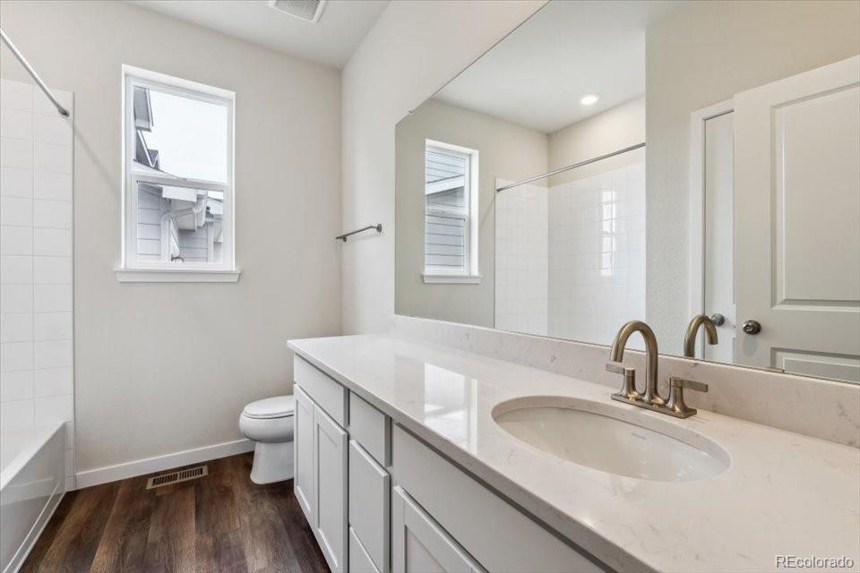 MLS Image #13 for 14462  heritage drive,mead, Colorado