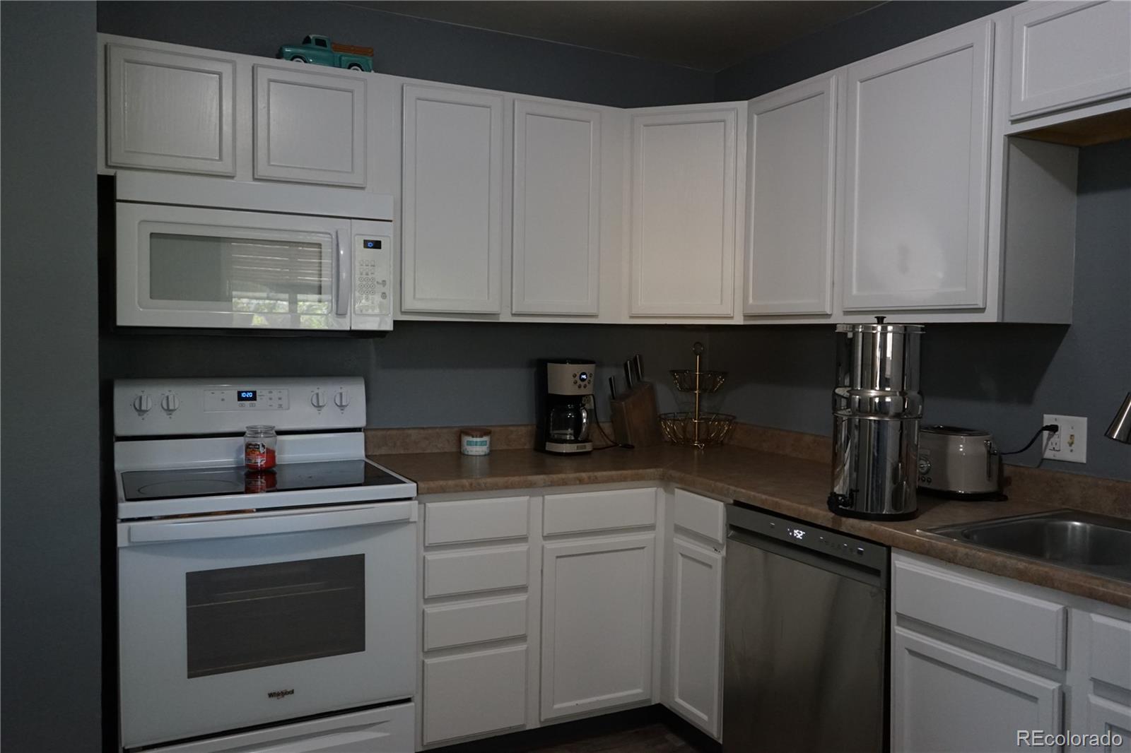 MLS Image #3 for 420  rosewood drive,fountain, Colorado