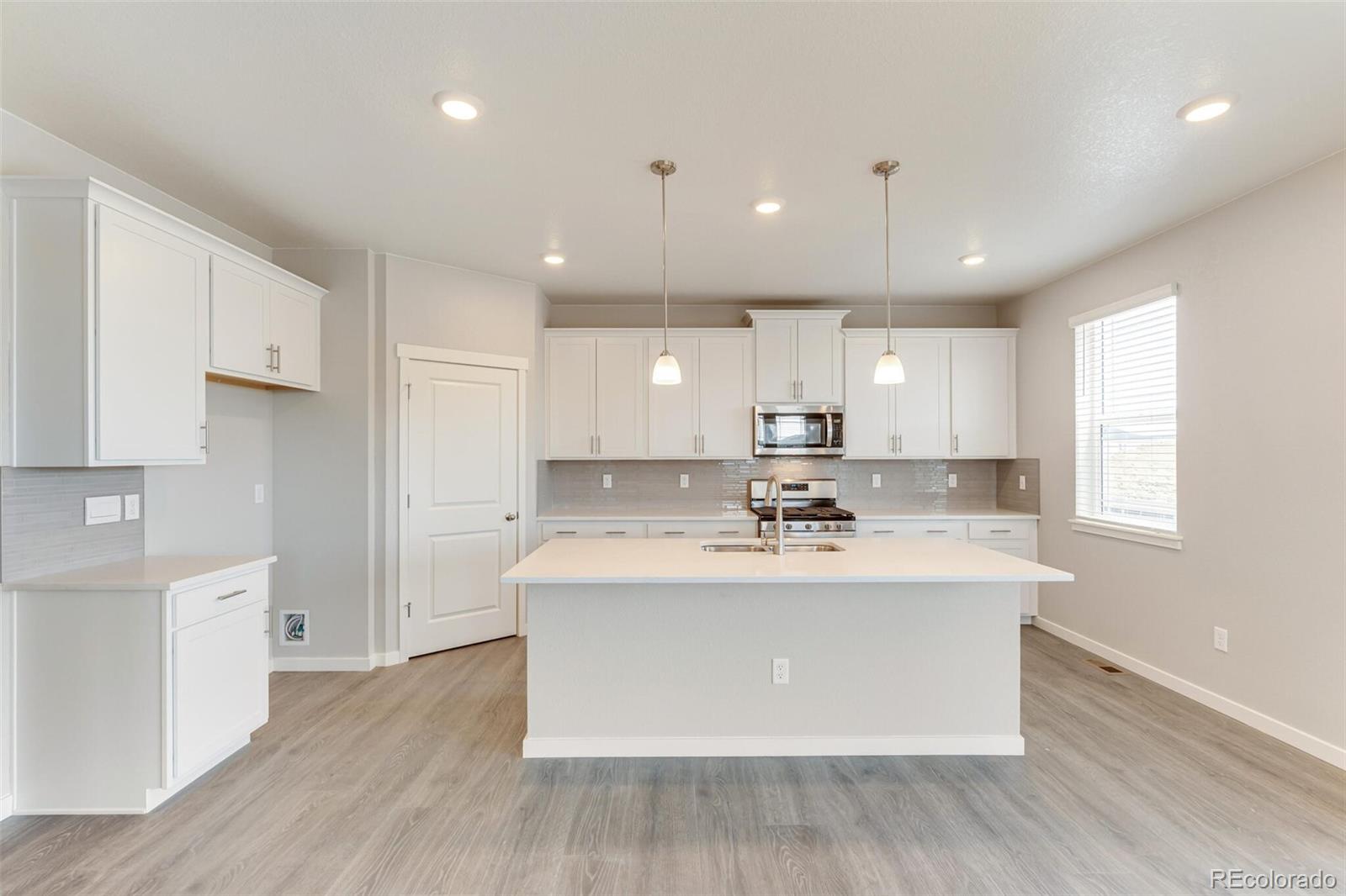 MLS Image #10 for 1894  chaffee crest drive,berthoud, Colorado