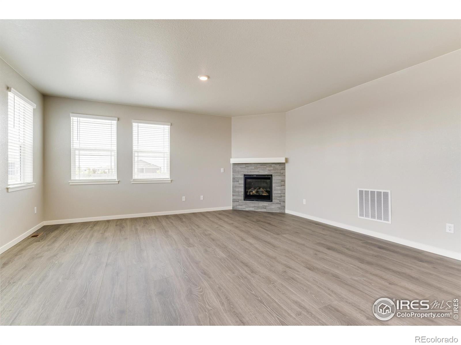 MLS Image #8 for 1894  chaffee crest drive,berthoud, Colorado