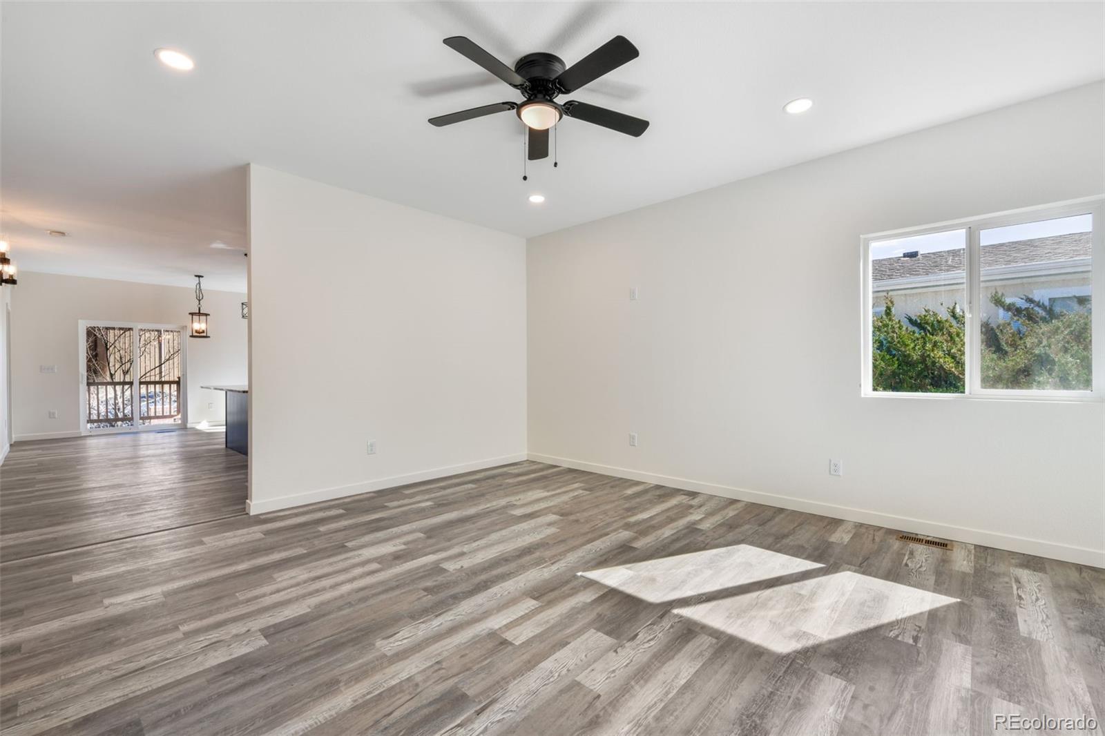 MLS Image #2 for 20  pendelton circle,colorado springs, Colorado