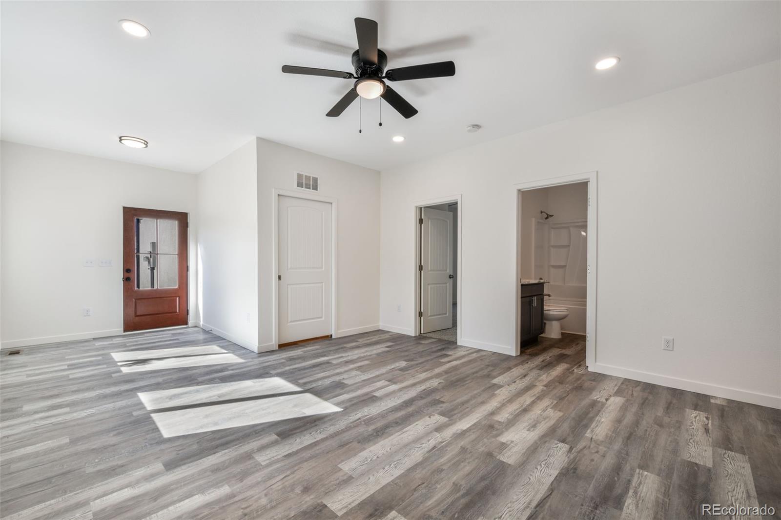 MLS Image #4 for 20  pendelton circle,colorado springs, Colorado