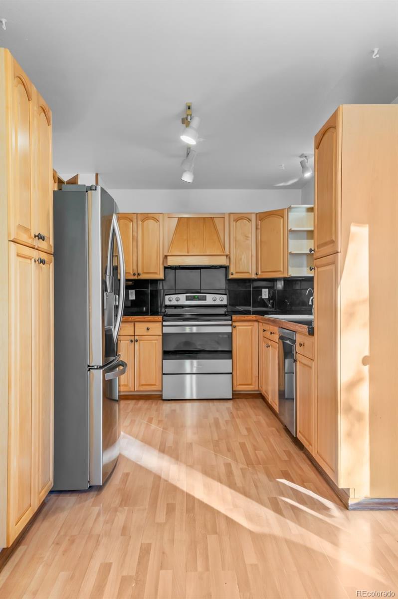 MLS Image #19 for 804  oakwood drive,castle rock, Colorado
