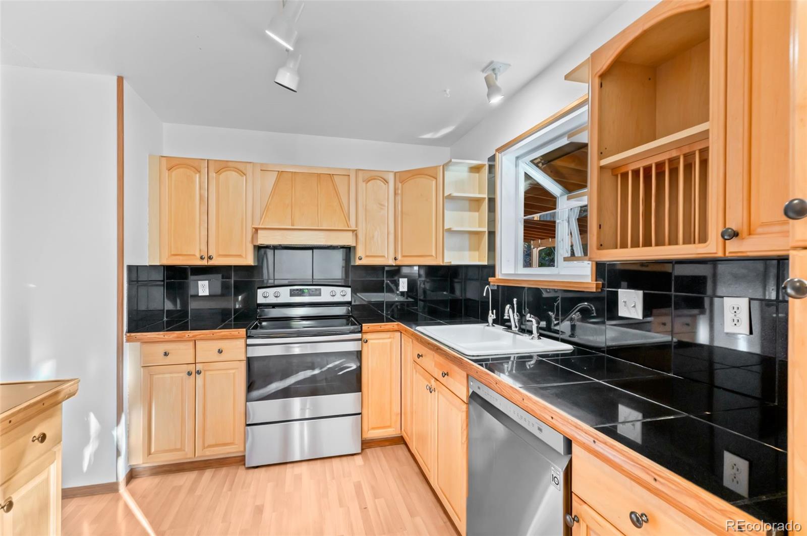 MLS Image #20 for 804  oakwood drive,castle rock, Colorado