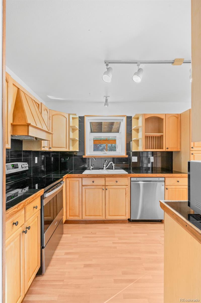 MLS Image #23 for 804  oakwood drive,castle rock, Colorado