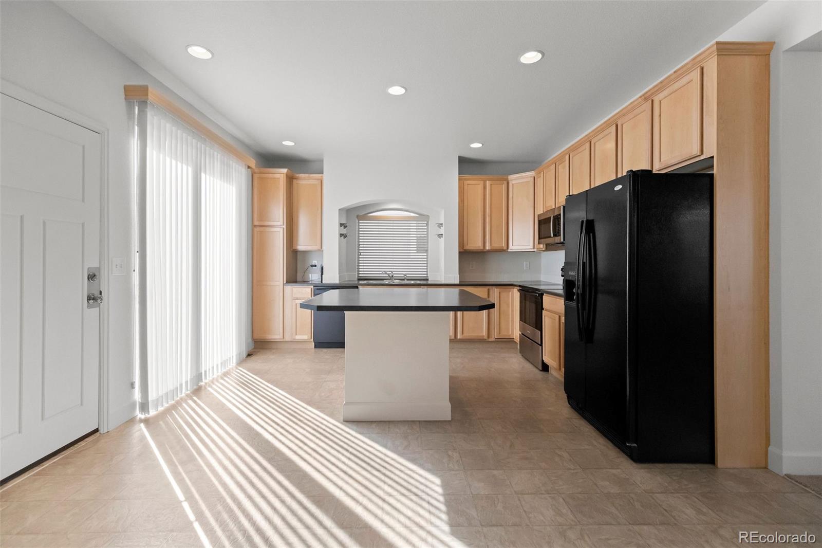 MLS Image #10 for 10934  belle creek boulevard,commerce city, Colorado