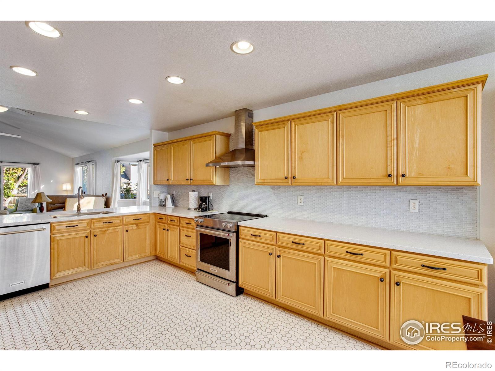 MLS Image #5 for 1236  button rock drive,longmont, Colorado