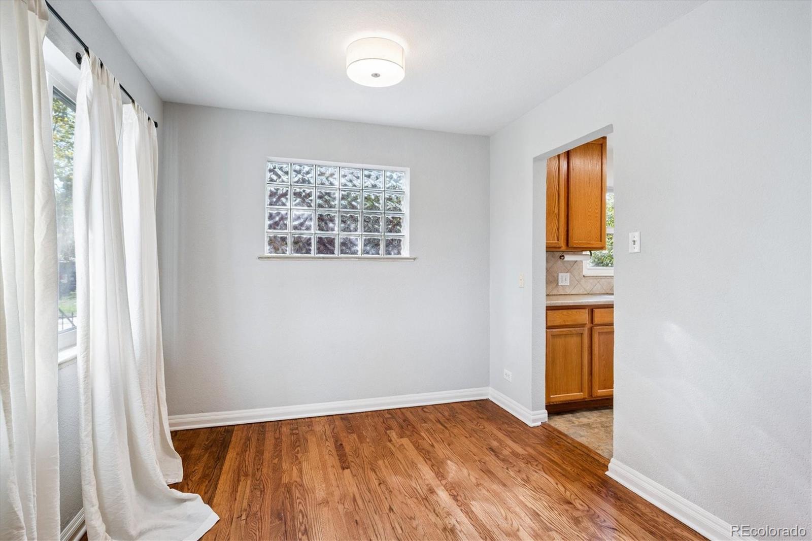 MLS Image #6 for 2865  oneida street,denver, Colorado