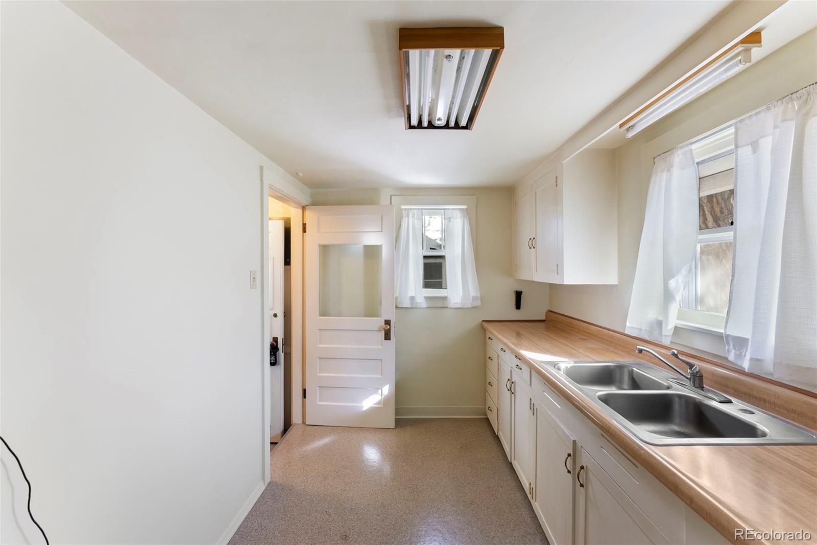 MLS Image #9 for 503  bonfoy avenue,colorado springs, Colorado