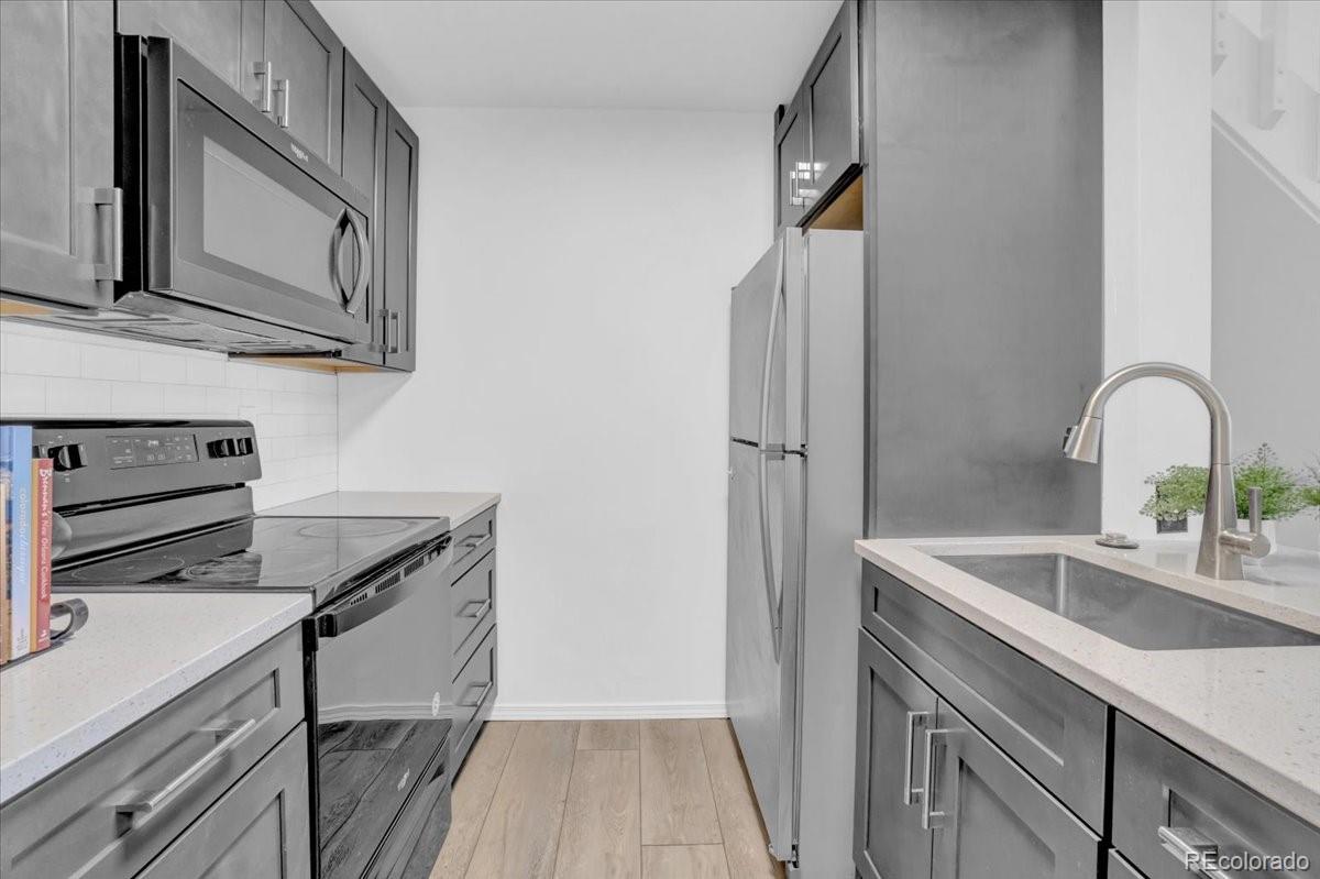 MLS Image #3 for 3066 w prentice avenue,littleton, Colorado