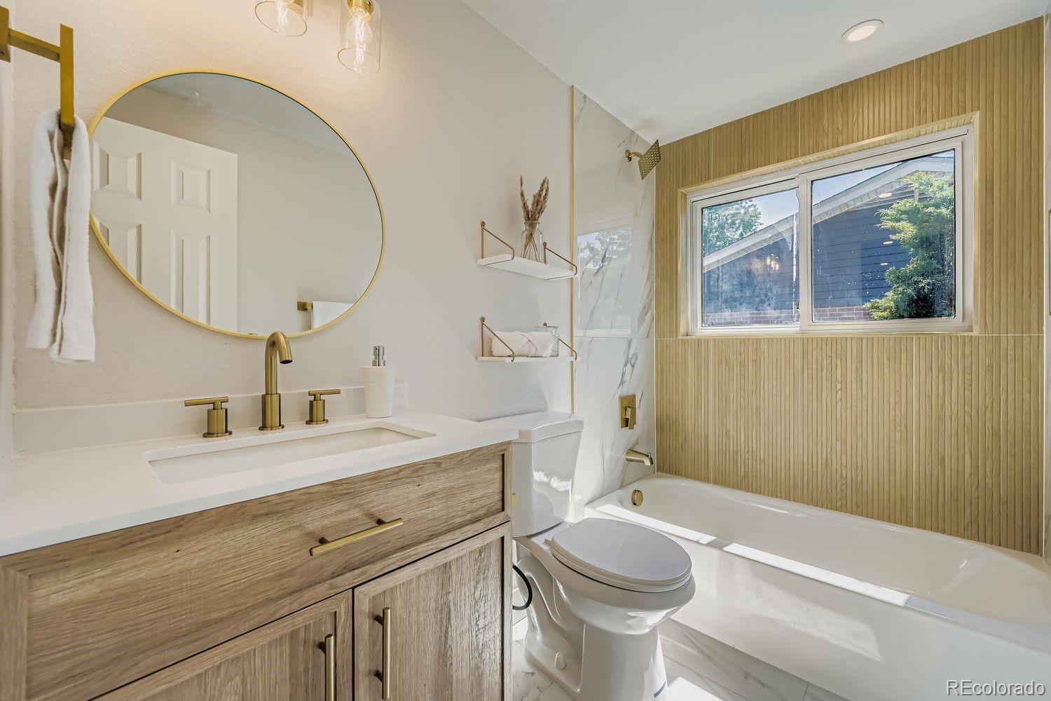 MLS Image #20 for 12381 e 54th avenue drive,denver, Colorado