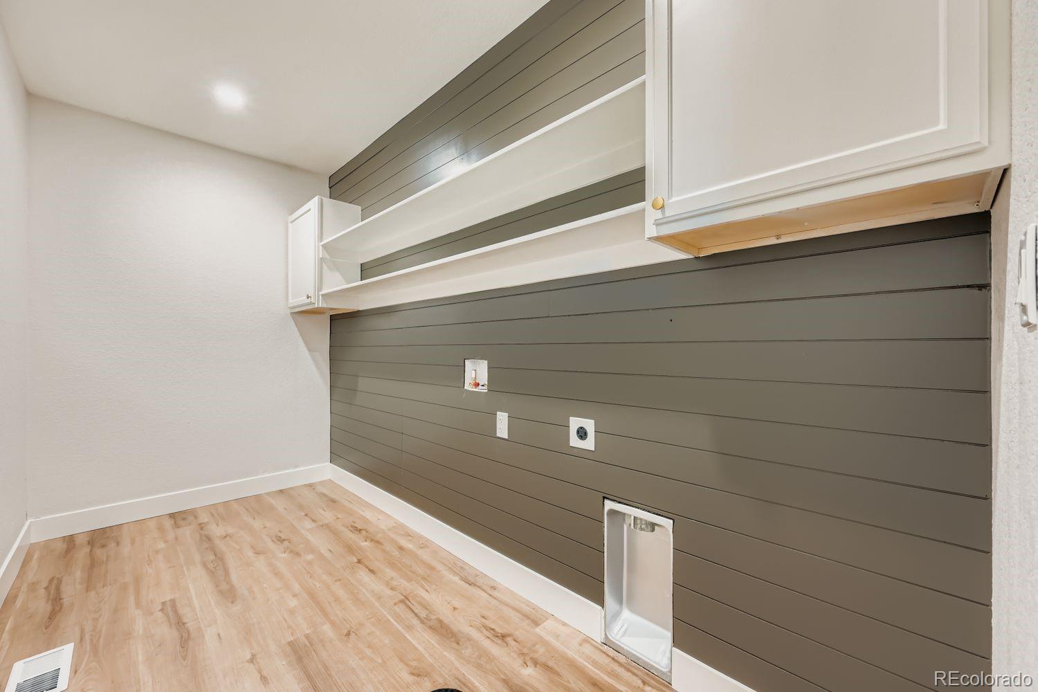 MLS Image #25 for 12381 e 54th avenue drive,denver, Colorado