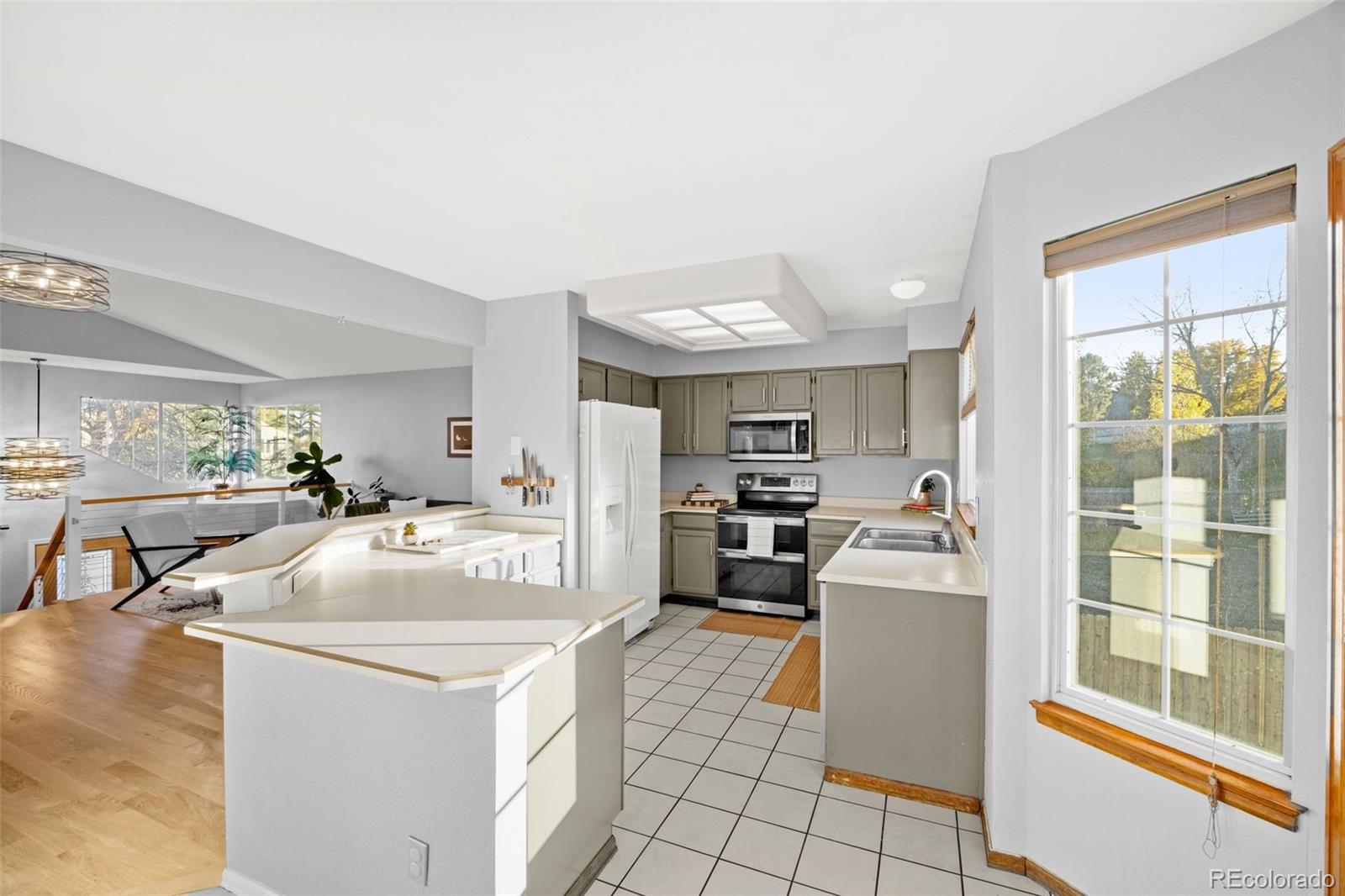 MLS Image #15 for 10289  oak street,westminster, Colorado