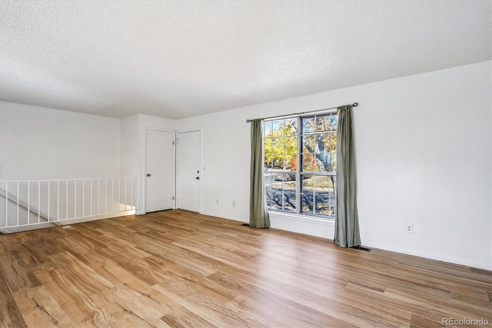 MLS Image #5 for 17900 e asbury drive,aurora, Colorado