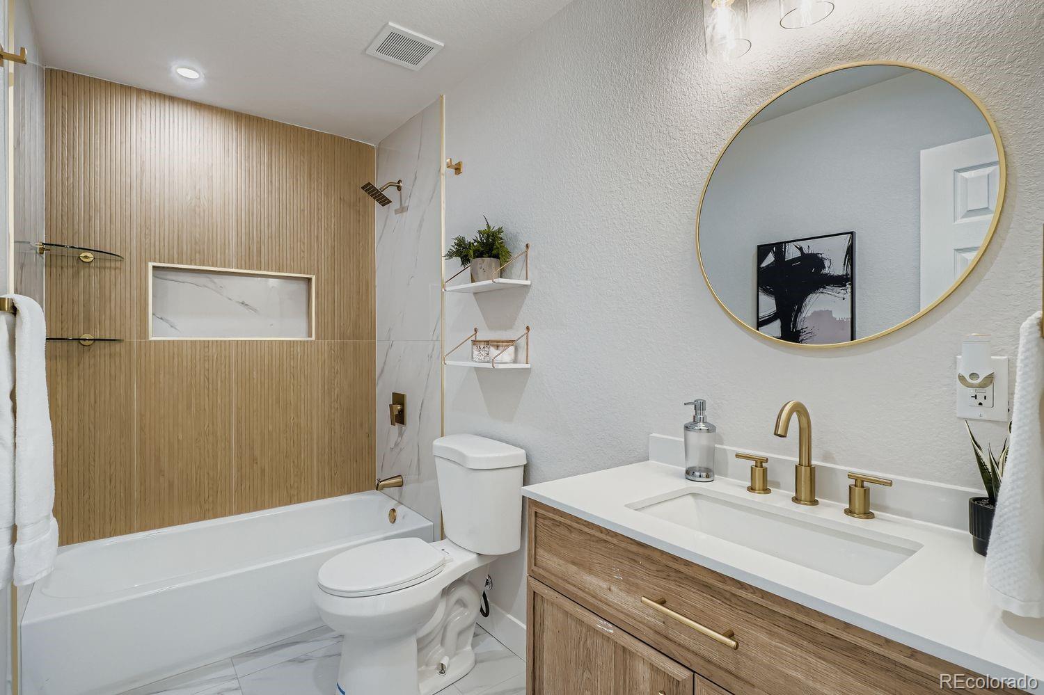 MLS Image #19 for 1673  lansing street,aurora, Colorado