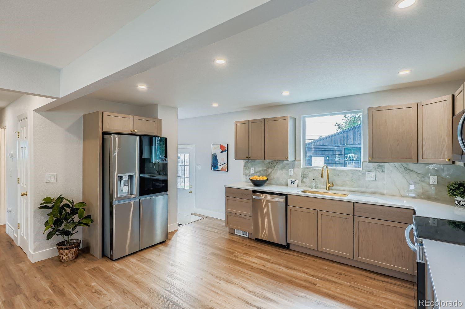 MLS Image #9 for 1673  lansing street,aurora, Colorado