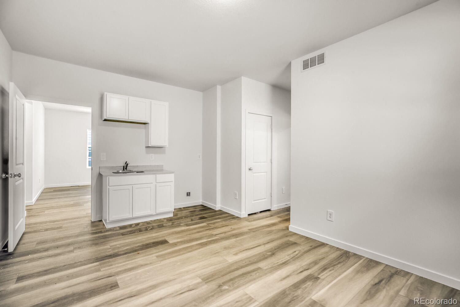 MLS Image #9 for 244  kobe lane,johnstown, Colorado