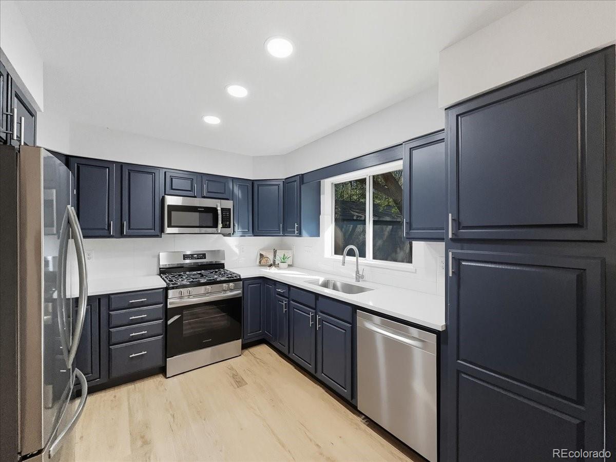 MLS Image #8 for 417 w harrison street,colorado springs, Colorado
