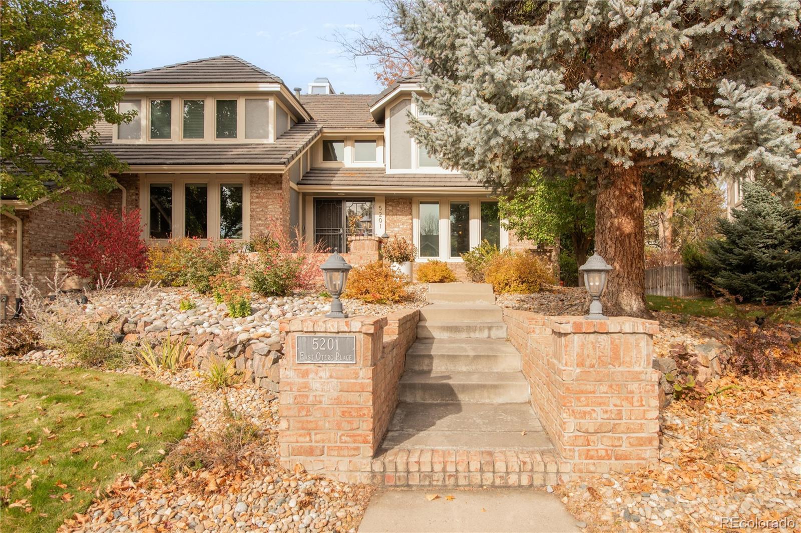 MLS Image #3 for 5201 e otero place,centennial, Colorado