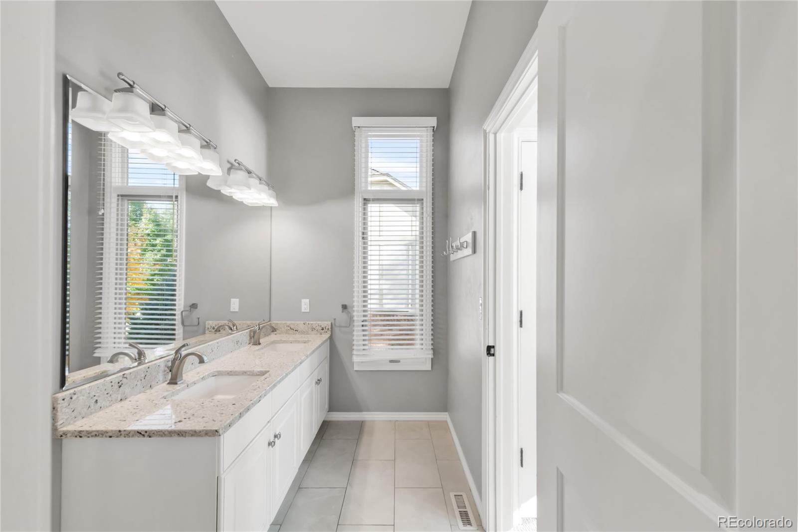 MLS Image #32 for 5201 e otero place,centennial, Colorado